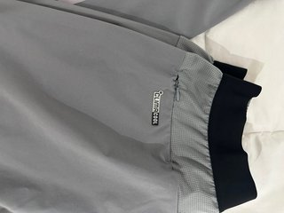 Pantalón Cortavientos Adidas Gris
