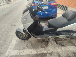 Suzuki Burgman 250cc Moto Scooter
