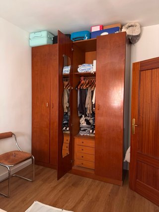 Armario de madera 4 puertas
