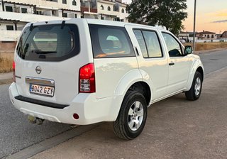 Nissan Pathfinder 2010