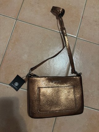 SOLO VENDO EN TENERIFE Bolso dorado