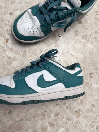 Zapatillas Nike Verdes y Blancas