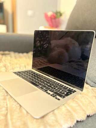 MacBook Air M1 256GB 92% Batería