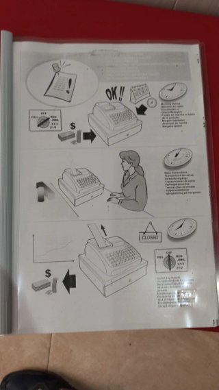 Máquina registradora Olivetti ECR 7700