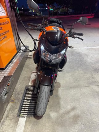 Kawasaki Z750 Naked 2008