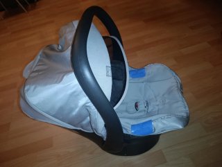 Maxi-Cosi Chicco 0-13kg con Base Isofix