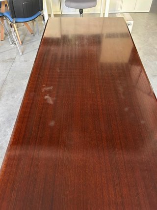 Mesa de oficina de madera