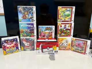 Nintendo 2DS XL Pokeball Edition