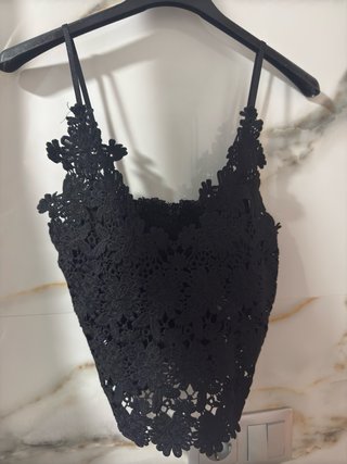 Top encaje flores negro talla única