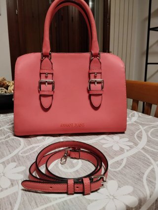 Borsa Armani Jeans rosa con tracolla