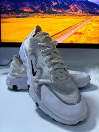 Nike Renew Blanco/Crema