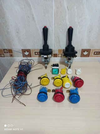 Lote Joysticks y Botones Arcade