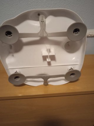 Andador para bebé Toral y utencilio para el baño