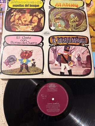 Pack 4 Vinilos Disney Cuentos Infantiles Vintage