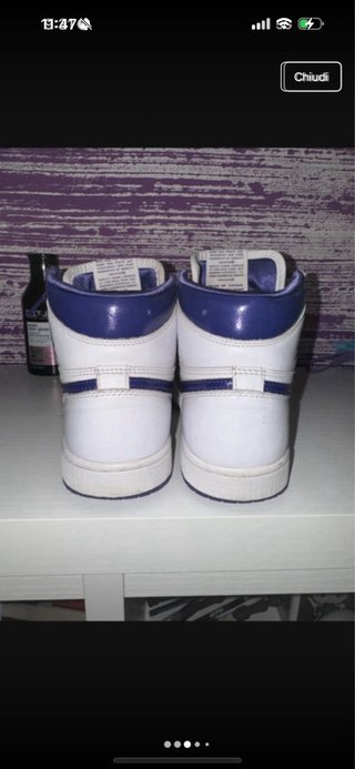 Air Jordan 1 Retro High Court Purple