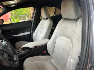 Lexus UX 2020
