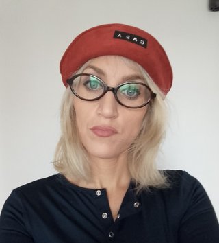 Berretto marinaro rosso da donna