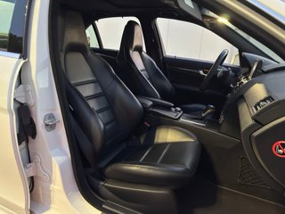 Mercedes-Benz C 63 AMG 6.2 V8 457 CV Automático —