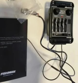 Fishman REFIX PLUS-T Previo Ecualizador Guitarra
