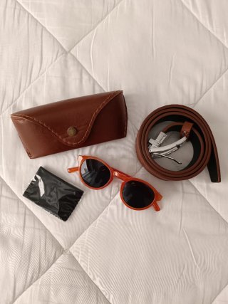 Pack Gafas Sol y Cinturón Cuero