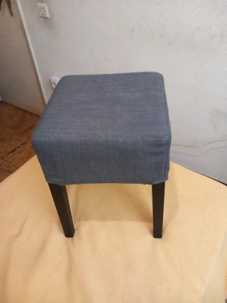 Banqueta/Taburete tapizado gris