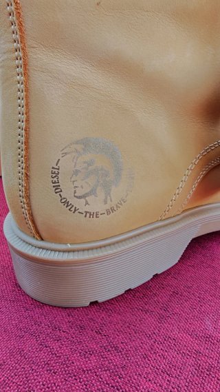 Botas Diesel Talla 40 Camel