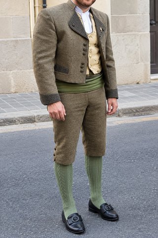 Traje de Torrentí Completo