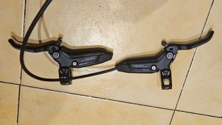 Frenos Sram Level Stealth Silver 4 Pistones