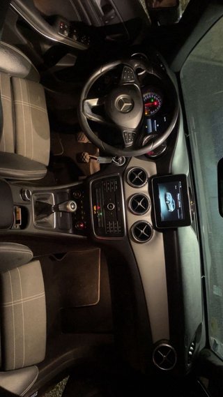 Mercedes-Benz GLA 2016
