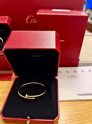 Pulsera Cartier Clou Oro con Diamante