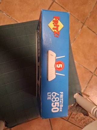 FRITZ!Box 6850 LTE Router