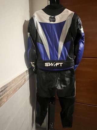 Mono de moto SWIFT