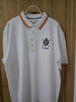 Polo España Valecuatro Talla 3 XL.CON ETIQUETA