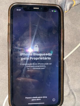iPhone 11 Rojo