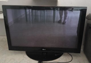 Televisor Plasma LG 107 cm