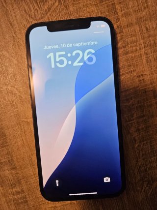 Apple iPhone 12 64 gb negro sin usar