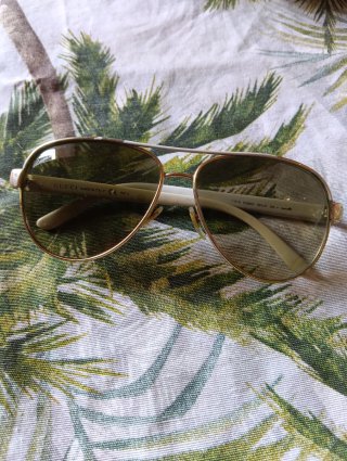 Gafas de sol Gucci aviador doradas