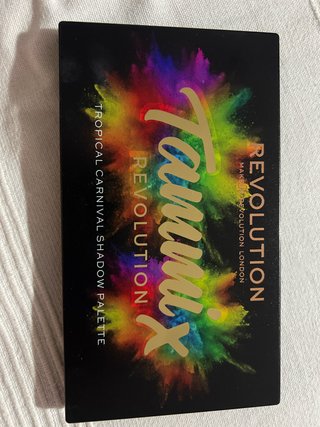 Paleta Sombras Revolution Tammi X Tropical Carniva