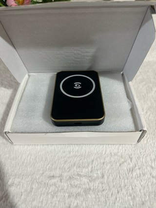 Cargador Inalámbrico BYGP Negro Dorado