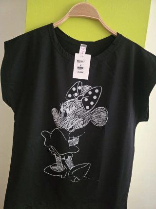 Sudadera y camiseta talla S. CON ETIQUETA