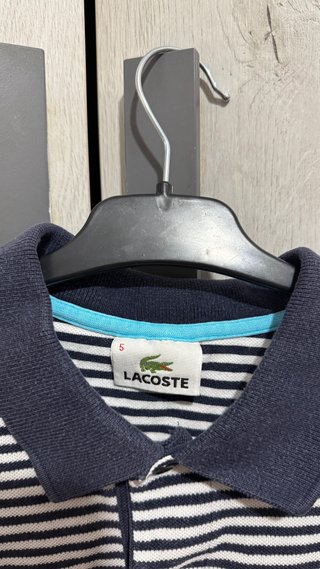 Polo Lacoste Rayas Azul y Blanco