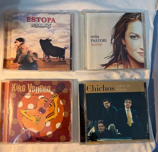 4 CDs: Estopa, Niña Pastori, Kiko Veneno, Chichos