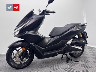 HONDA PCX 125 DX 2025 1430 kms.