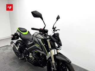 QJ MOTOR SRK 125 S 2025 131 kms.