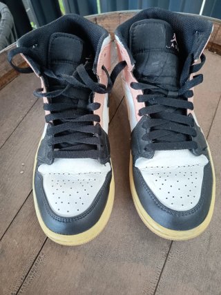 Deportivas Air Jordan 1 Mid Rosa/Negro