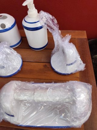 Set Accesorios Baño Cerámica Azul y Blanco