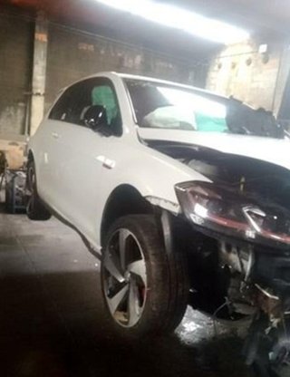 Volkswagen 280693 bandeja tras 5g6867769f golf vii