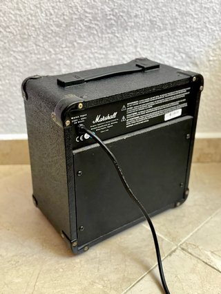 Amplificador Marshall MG10CD Guitarra