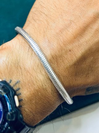Pulsera plata estilo snake con cierre