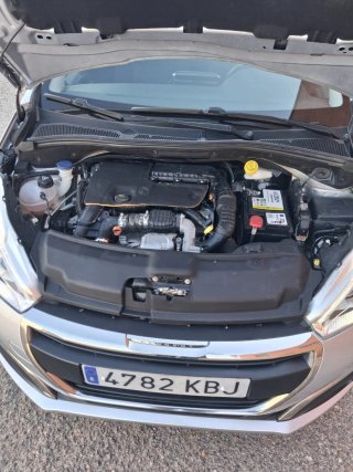 Peugeot 208 2017